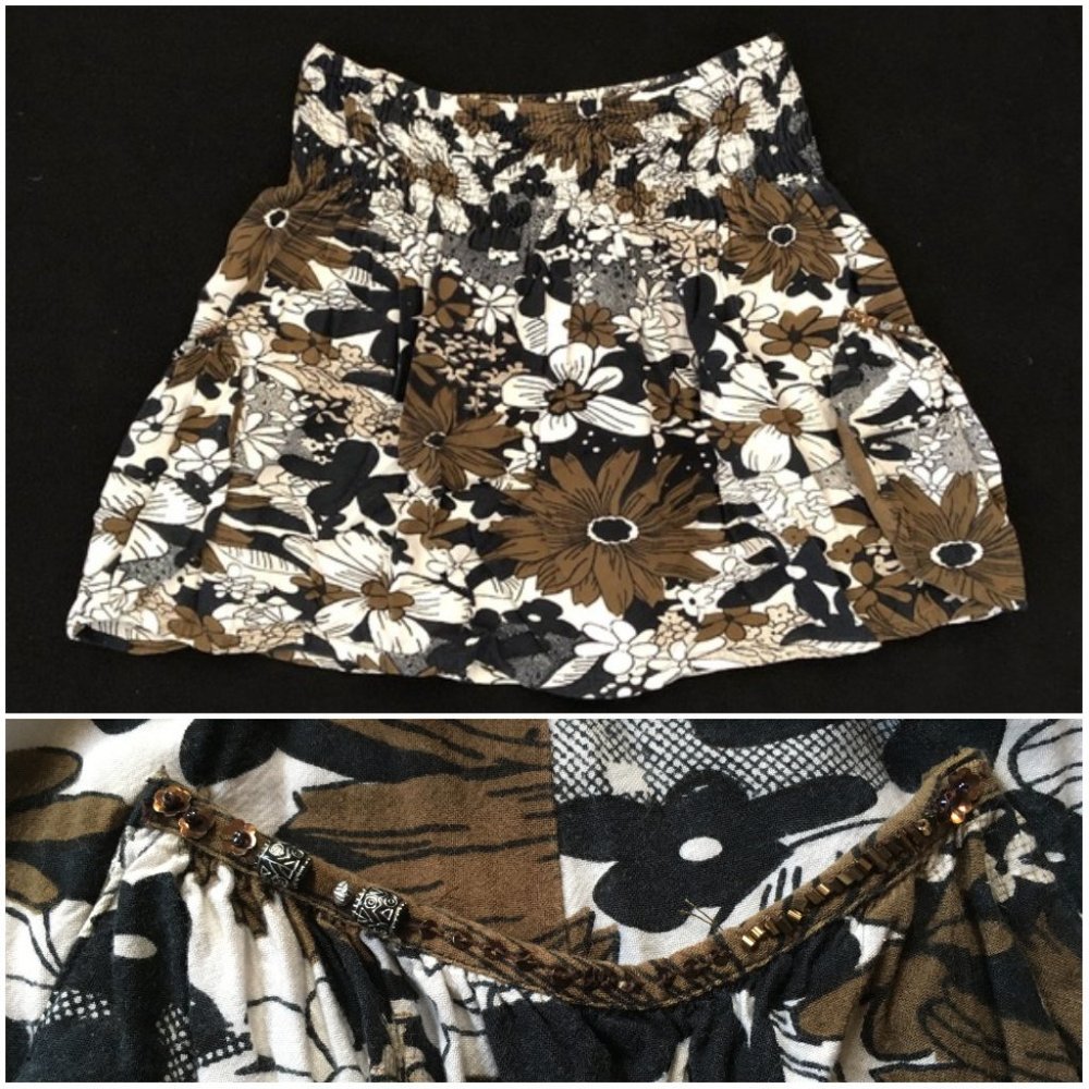 WILLOW & CLAY floral print earthtone short skirt w/pockets